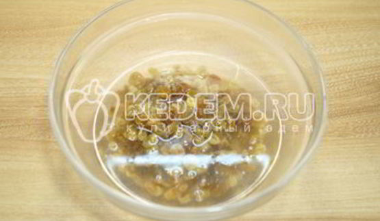 блины с творогом и изюмом