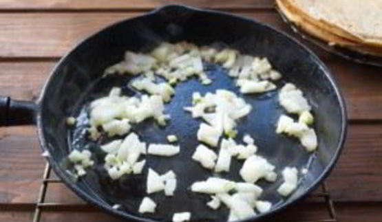 фаршированные блины с мясом