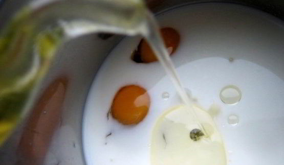 праздничные шоколадные блинчики с творогом