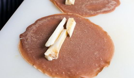 шоколадные блины с бананом