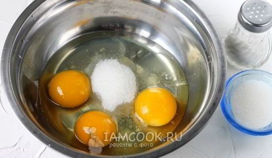 сладкие тонкие блины на молоке