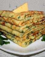 Сырные блинчики с петрушкой и чесноком
