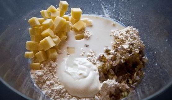 булочки c сыром и луком