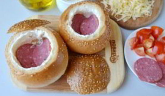 булочки, фаршированные омлетом, на завтрак