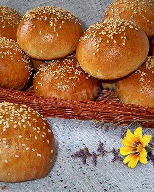 Булочки молочные