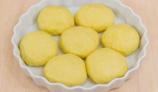 булочки ромашка с маком и кунжутом