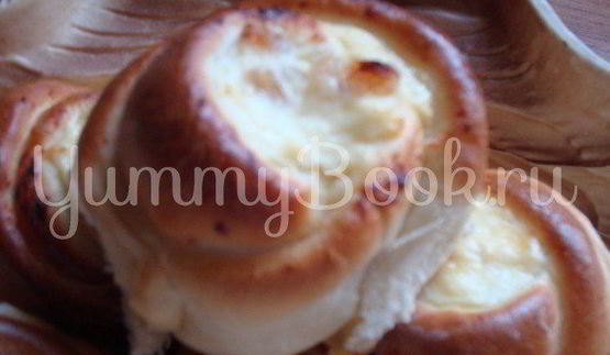 булочки розочки с творогом