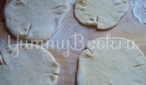 булочки розочки с творогом