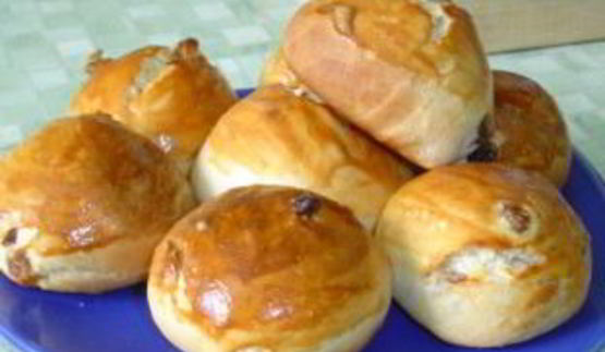 булочки с изюмом без дрожжей