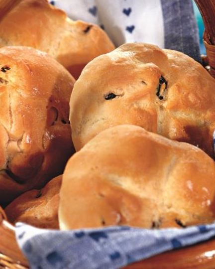 Рецепт булочек с изюмом и розмарином