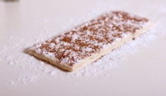 булочки с корицей из готового дрожжевого теста