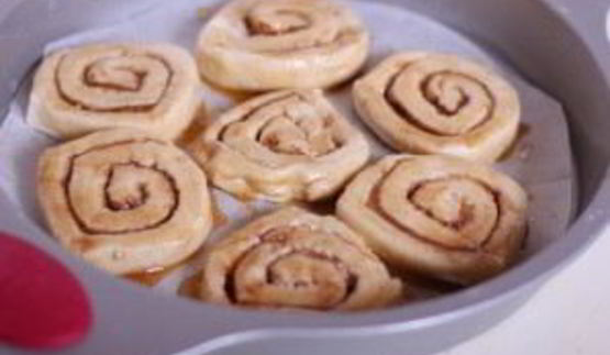 булочки с корицей из готового дрожжевого теста