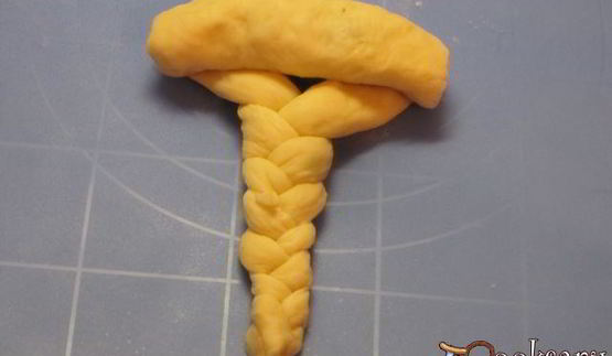 булочки с начинкой из чернослива и яблок