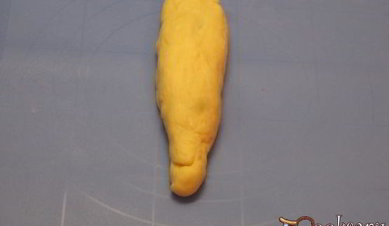 булочки с начинкой из чернослива и яблок