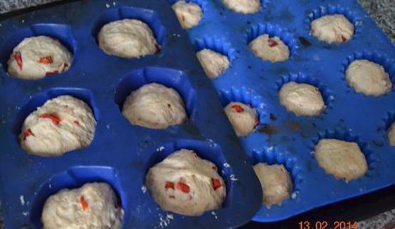 булочки с творогом и запеченным сладким перцем