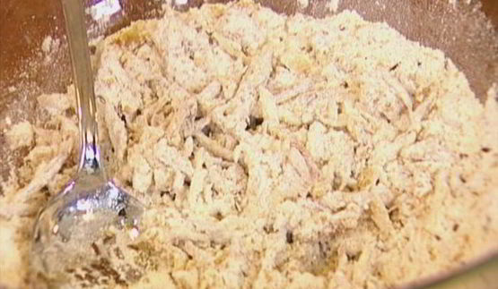 булочки с творогом, сыром и тмином