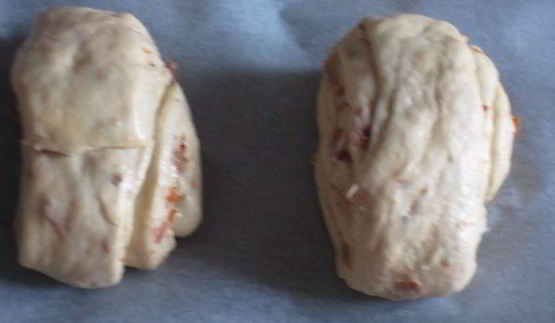 булочки с вялеными помидорами