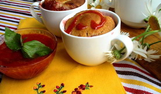 булочки, запеченные в соусе из ревеня