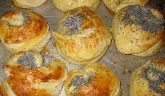 красивые булочки с маком из дрожжевого теста