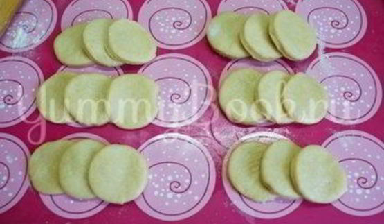 кружевная булочка