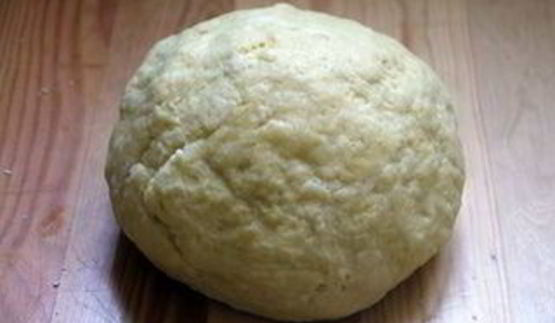 маритоцци — воздушные булочки со взбитыми сливками