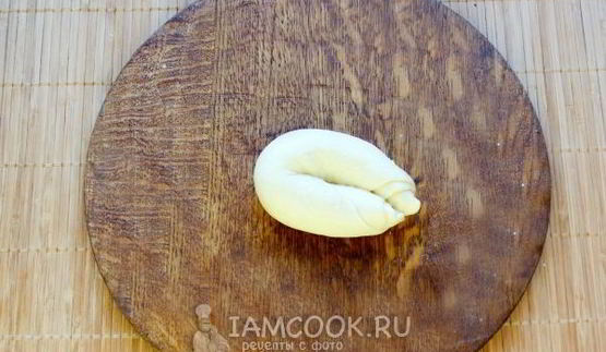 плюшки с сахаром из дрожжевого теста