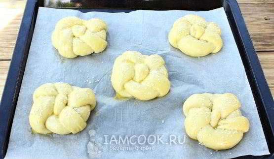 сдобные булочки с кунжутом