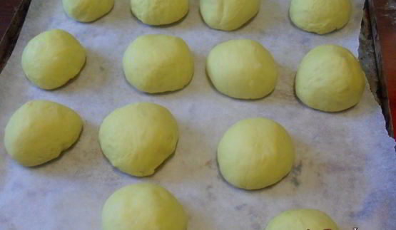 шафрановые булочки к рождеству