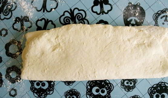 слоистые булочки универсальные