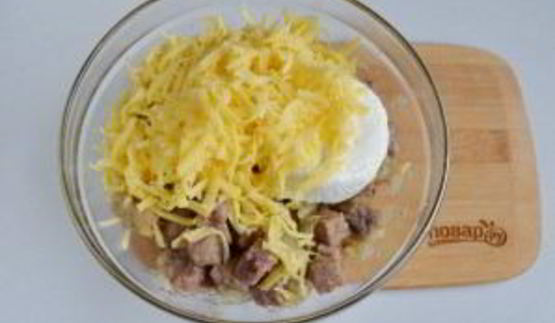 сырные булочки с мясной начинкой