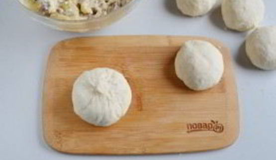 сырные булочки с мясной начинкой