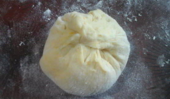 тыквенно-чесночные пампушки с мясной начинкой