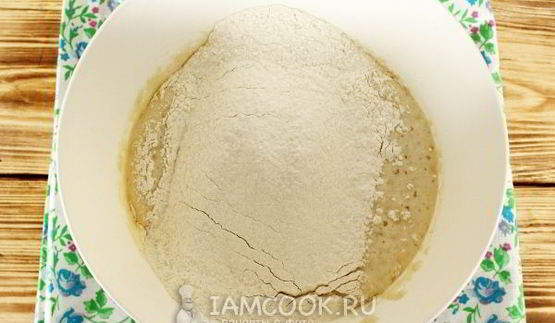 ватрушки с брусникой