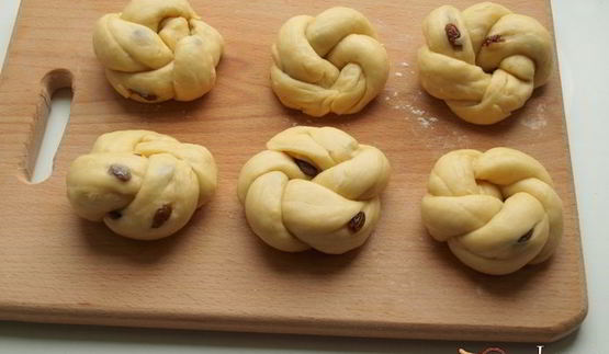 венские булочки с изюмом