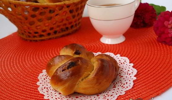 венские булочки с изюмом