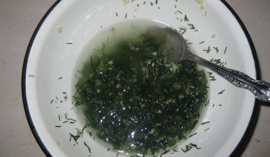 закусочные булочки с зеленью и чесноком