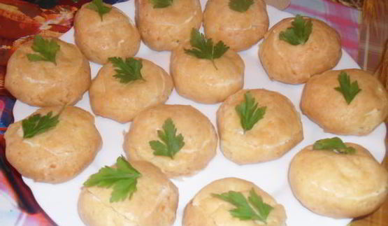 заварные булочки с сыром и ветчиной