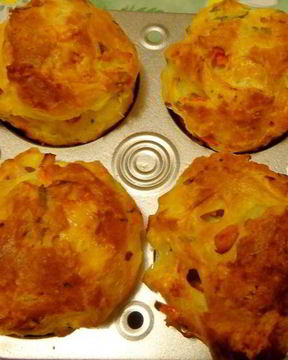 Заварные булочки с ветчиной, сыром и болгарским перцем