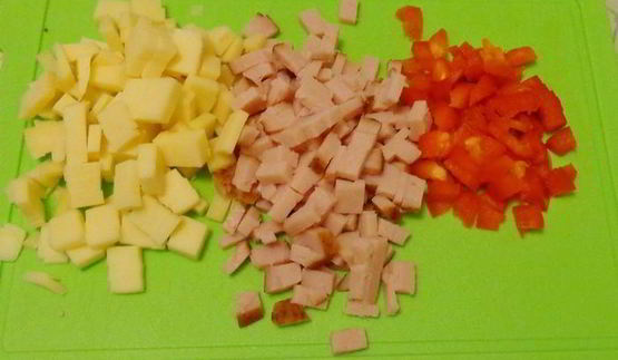 заварные булочки с ветчиной, сыром и болгарским перцем