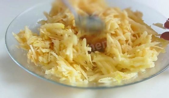 быстрый яблочный рулет