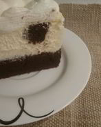 Чизкейк с шоколадным бисквитом