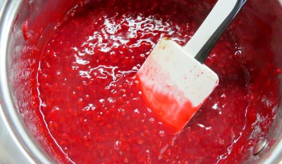 фисташковый чизкейк с малиной