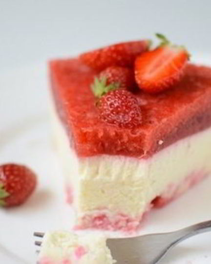 Рецепт клубничного чизкейка с меренгами