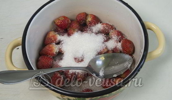 клубничный чизкейк с творогом без выпечки