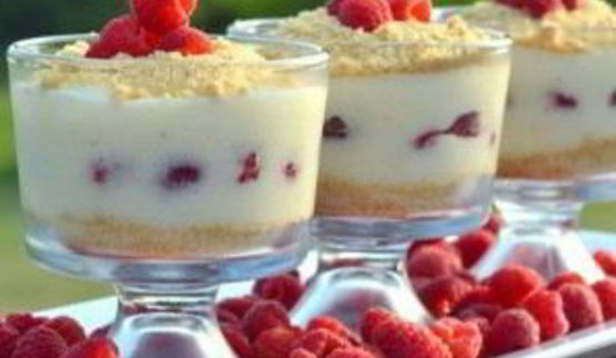 малиновый чизкейк-парфе без выпечки