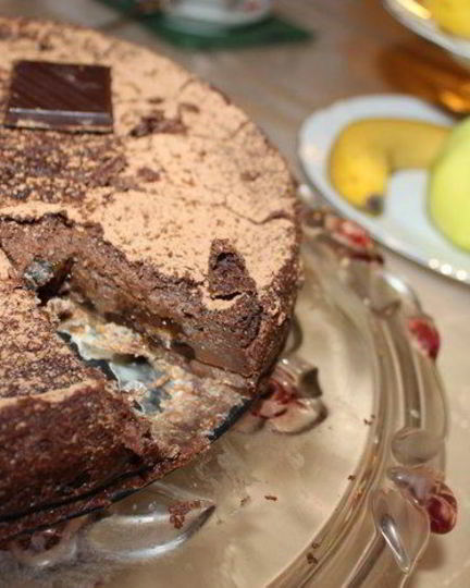 Рецепт шоколадного чизкейка с кокосовыми вафлями и черносливом