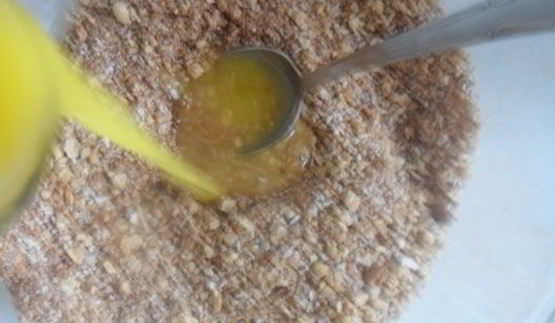 шоколадный чизкейк с кокосовыми вафлями и черносливом