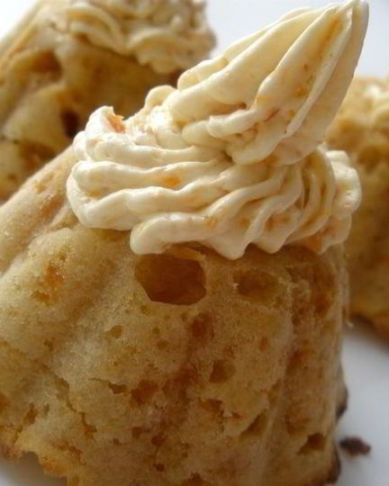 Рецепт абрикосово-коньячных кексы с кремом