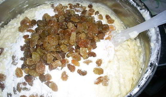 ароматный лимонный кекс с изюмом