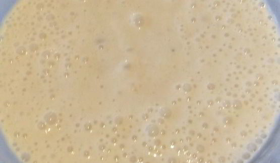 банановый кекс с маком и лимонной глазурью